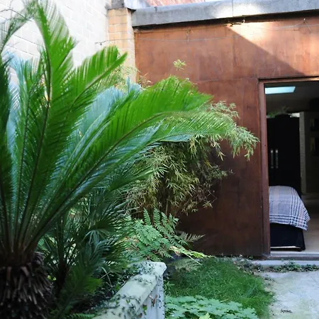 Lodge-ghent